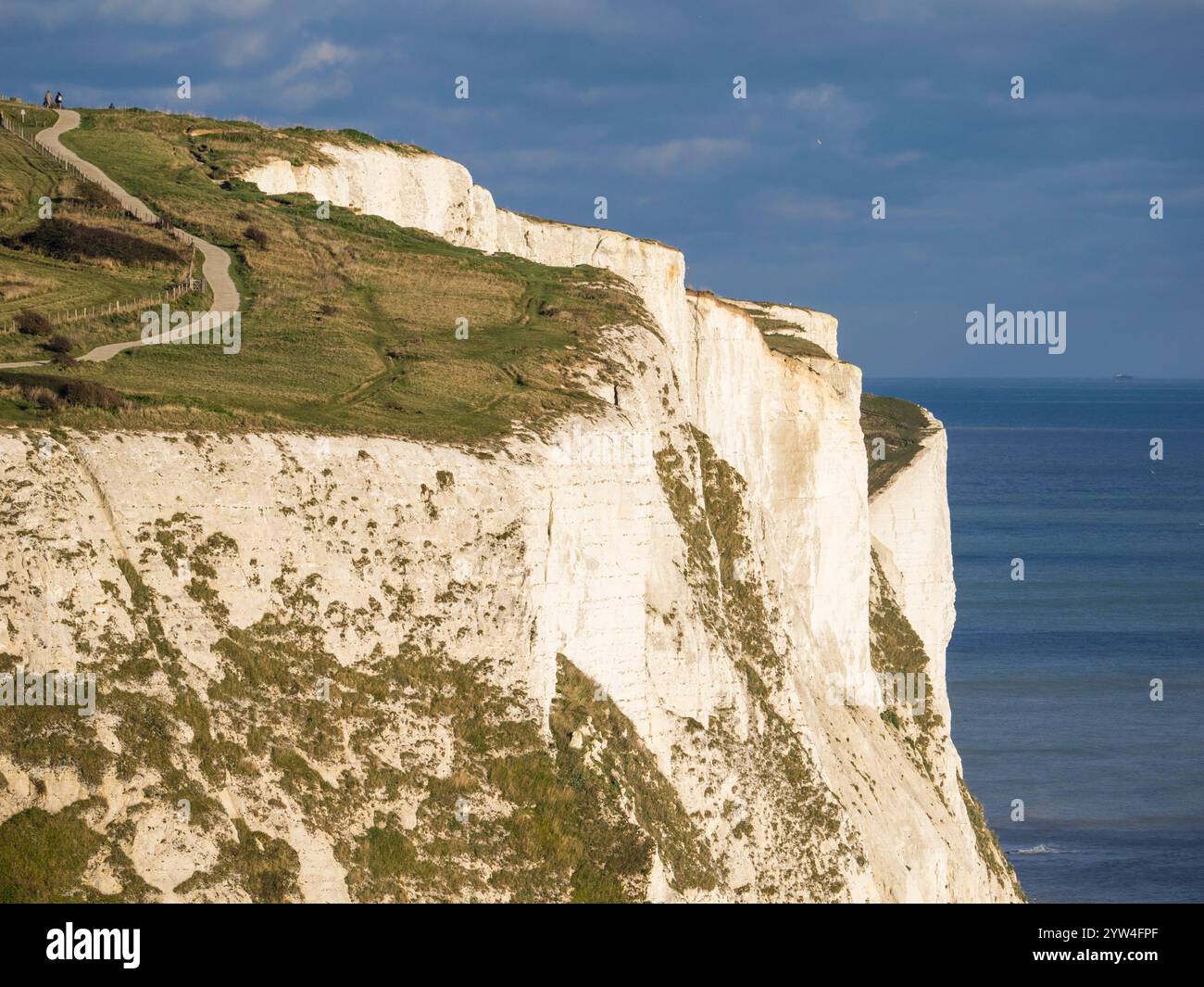 Spectacular White Cliffs Of Dover Dover Kent England UK GB Stock Spectacular White Cliffs Of Dover Dover Kent England UK GB Stock