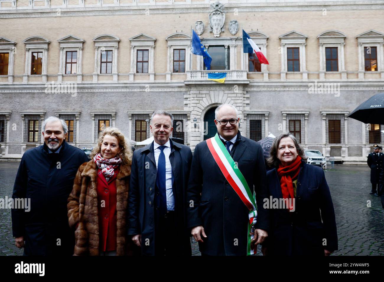 Il Sindaco di Roma Roberto Gualtieri e l'ambasciatore di Francia Martin ...