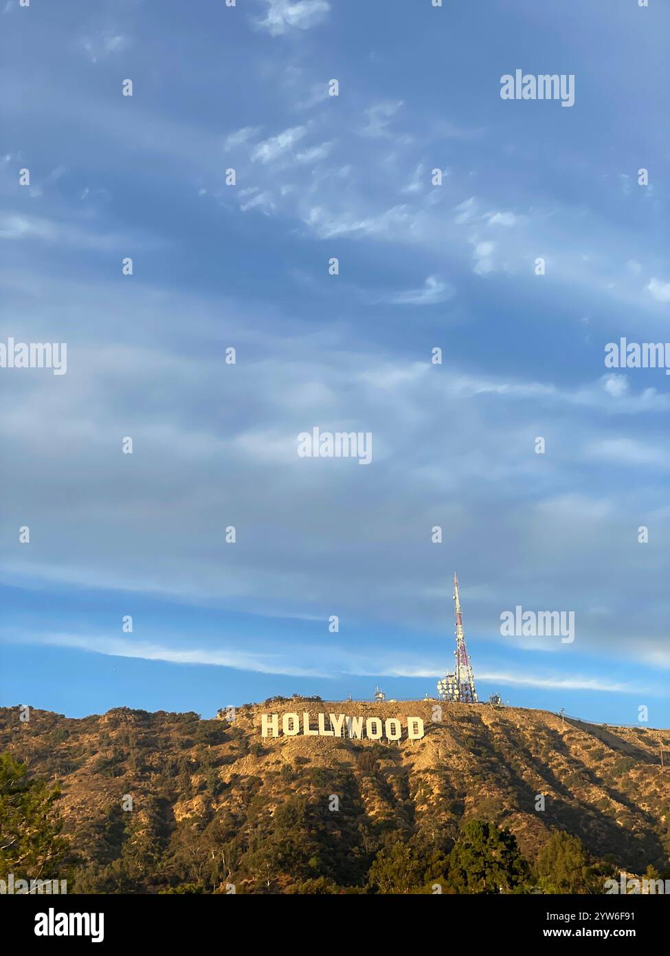 The iconic Hollywood Sign in the Holywood Hills overlooking Los Angeles ...