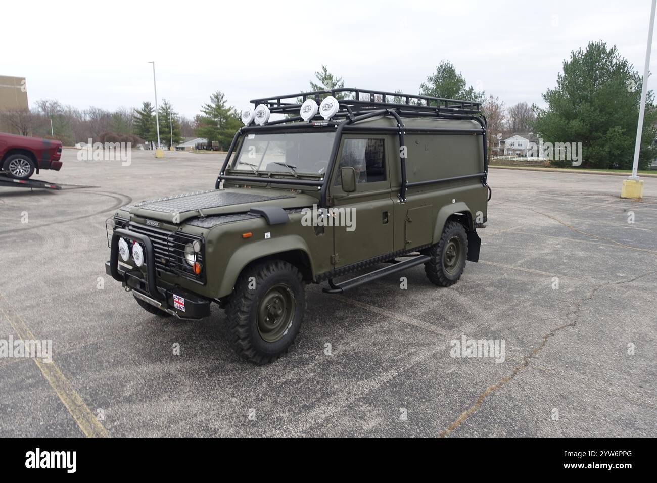 British army land rover 110 hi-res stock photography and images - Alamy