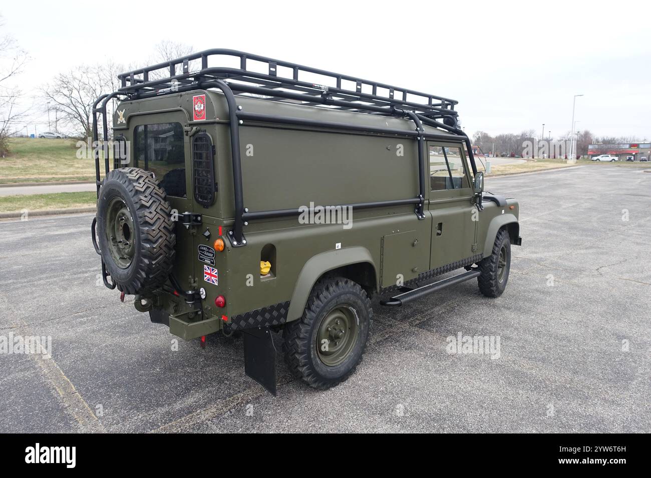 British army land rover 110 hi-res stock photography and images - Alamy
