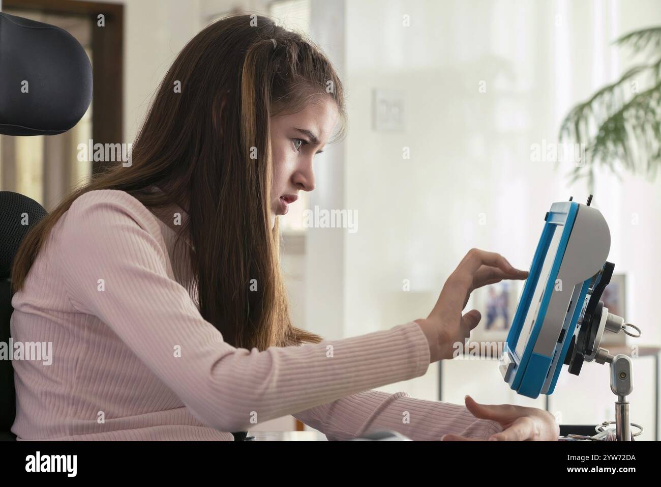 OUT OF MY MIND, Phoebe-Rae Taylor, 2024. ph: Michael Gibson / © Disney+