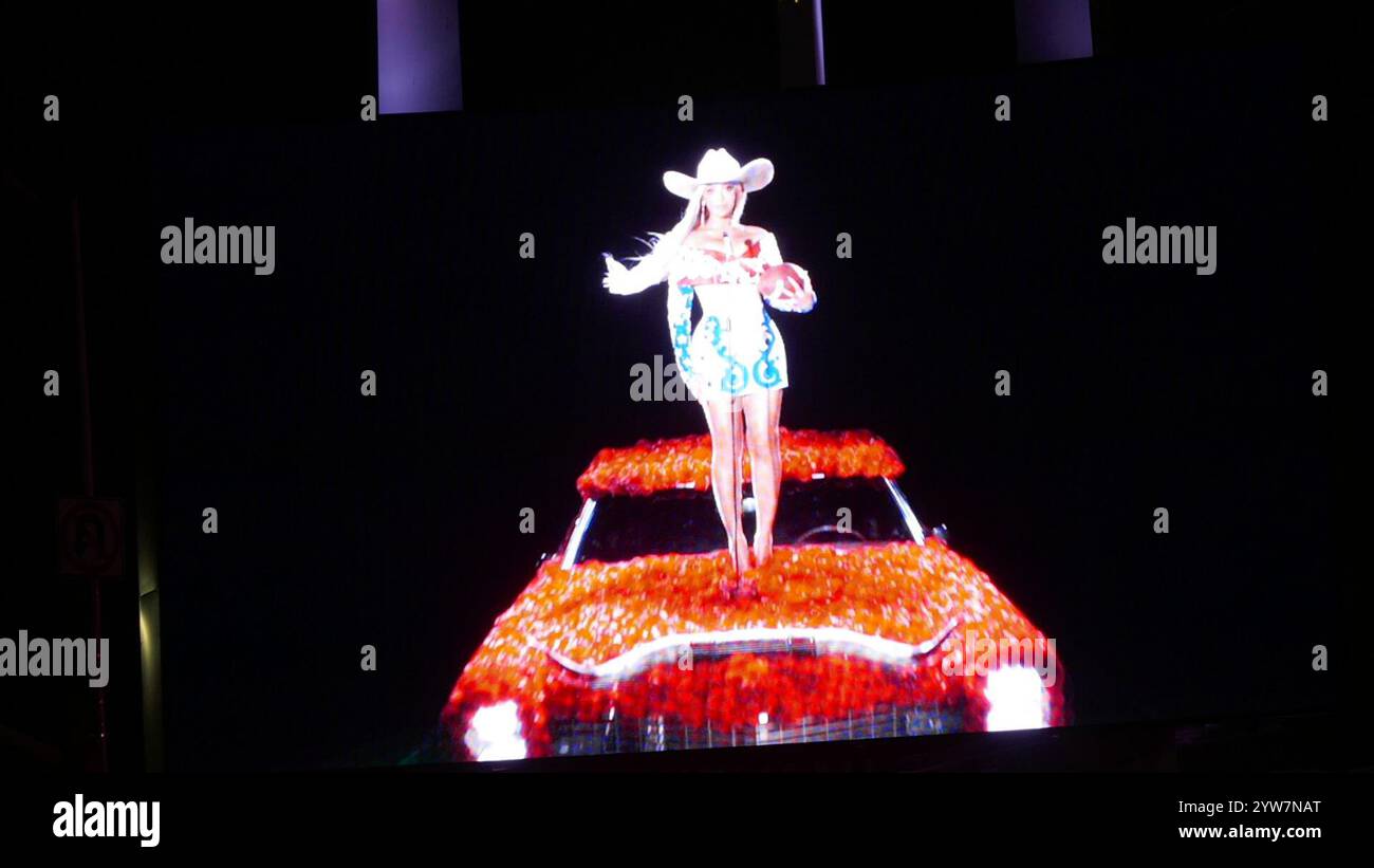 Beyoncé halftime show 2024 hi-res stock photography and images - Alamy