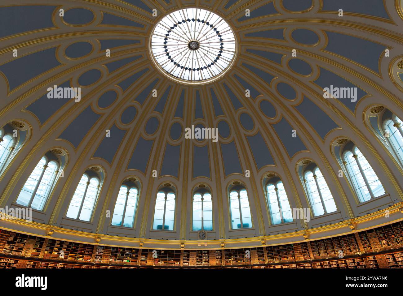 British library london interior hi-res stock photography and images - Alamy