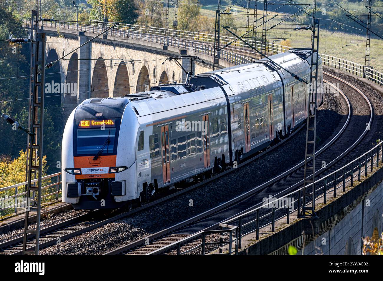 Re 11 Rrx Eisenbahnverkehr auf dem Eisenbahnviadukt Altenbeken. RRX, Rhein-Ruhr ...