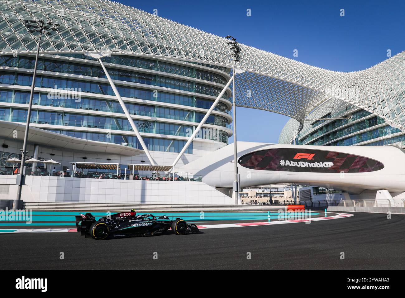 12 KIMI ANTONELLI Andrea (ita), Mercedes AMG F1 Team W15, action during the Formula 1 Abu Dhabi