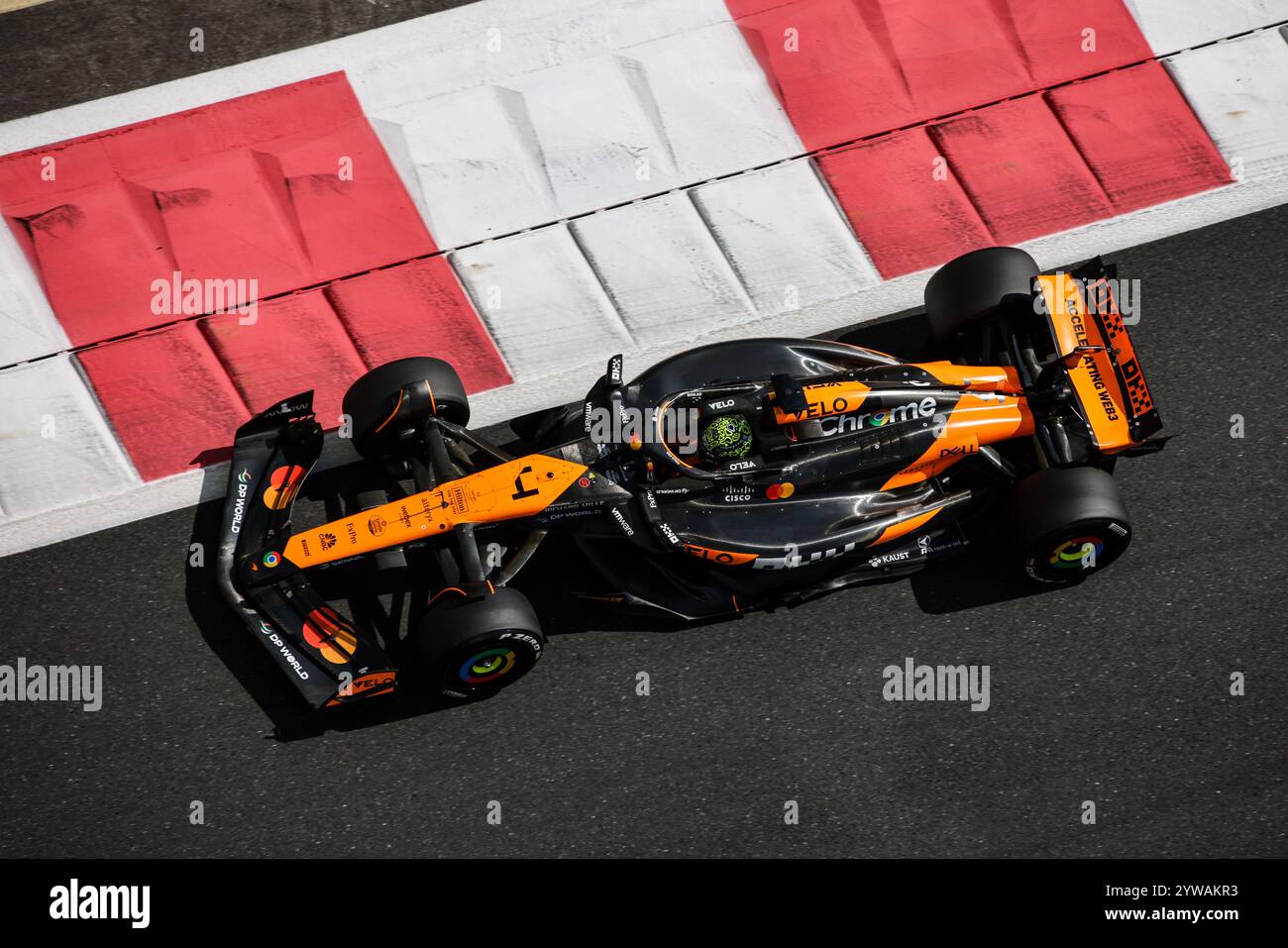 04 NORRIS Lando (gbr), McLaren F1 Team MCL38, action during the Formula 1 Abu Dhabi postseason