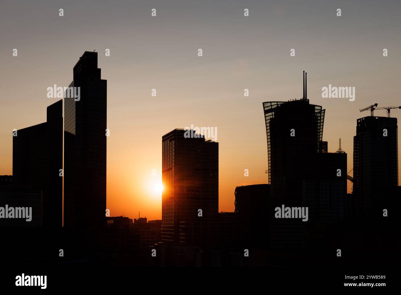 Nightfall scenery hi-res stock photography and images - Alamy