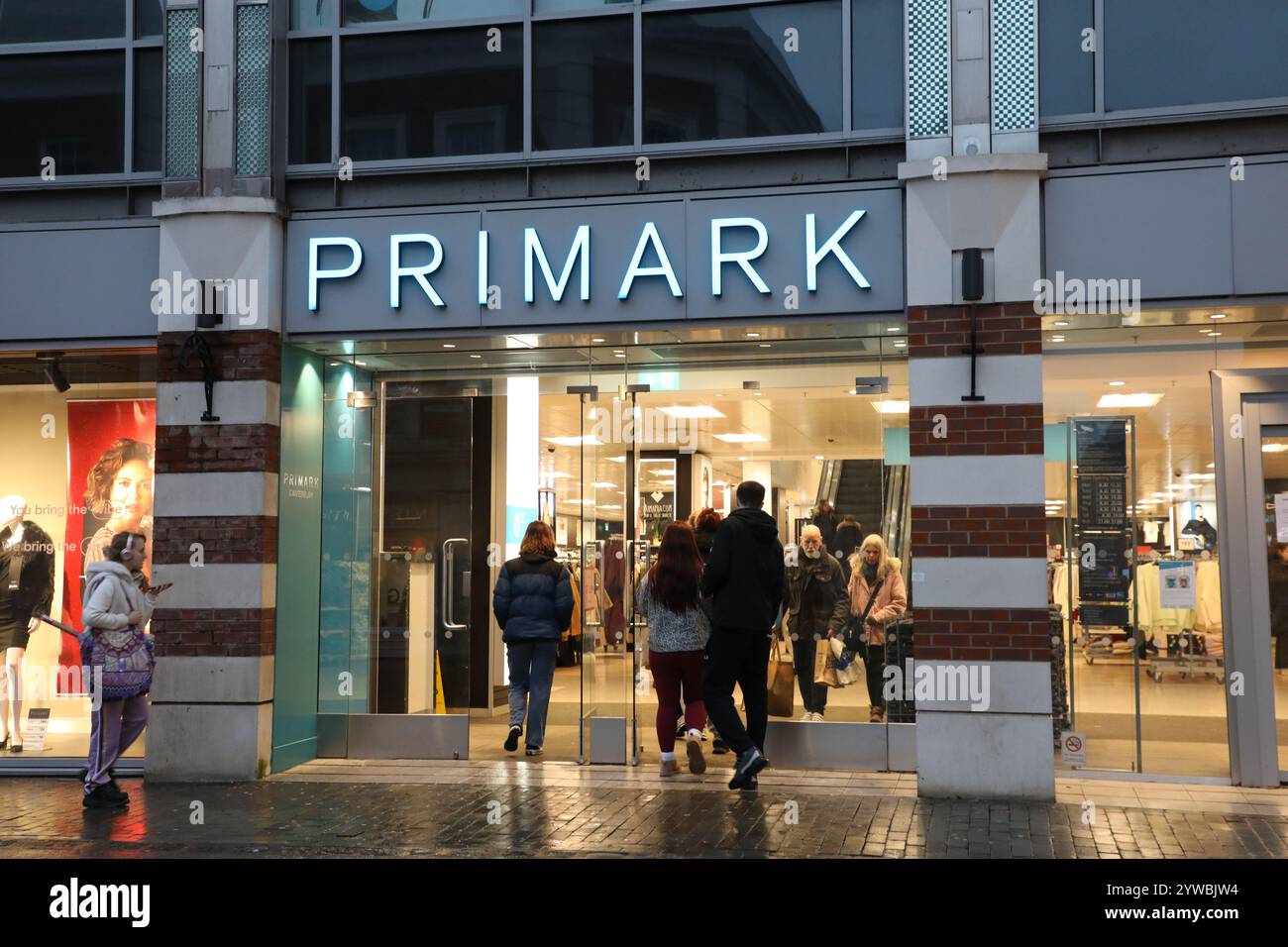 Primark Arcade Primark, Marlowe Arcade, Canterbury, Kent, England Stock Photo - Alamy