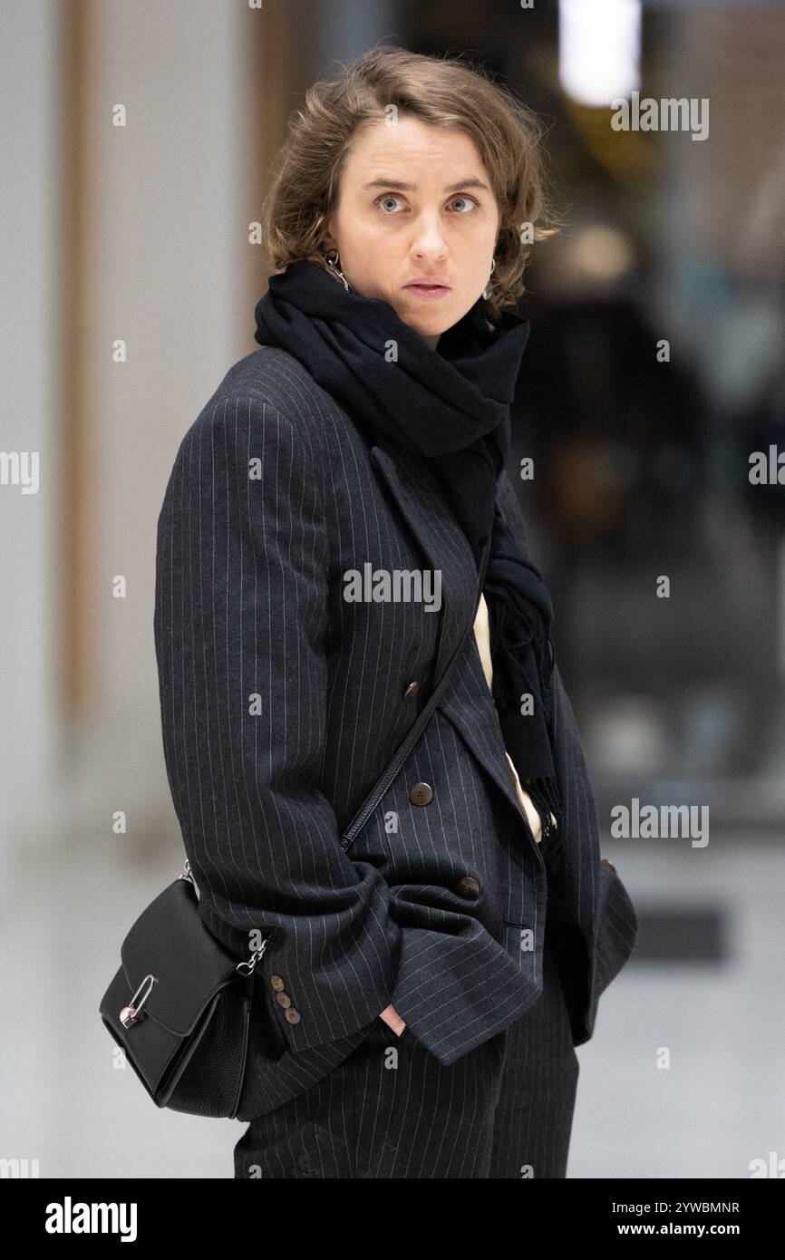 Paris, France. 10th Dec, 2024. French actress Adele Haenel leaves at ...