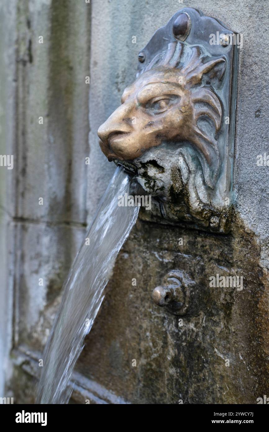 St Ann's Drinking Well, natural warm spring, Buxton, Derbyshire ...