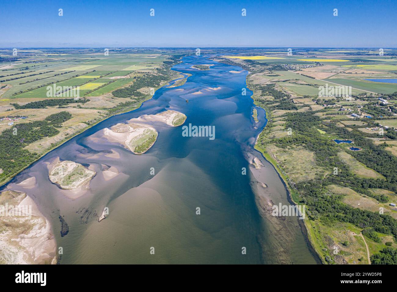 Large body of water hi-res stock photography and images - Alamy