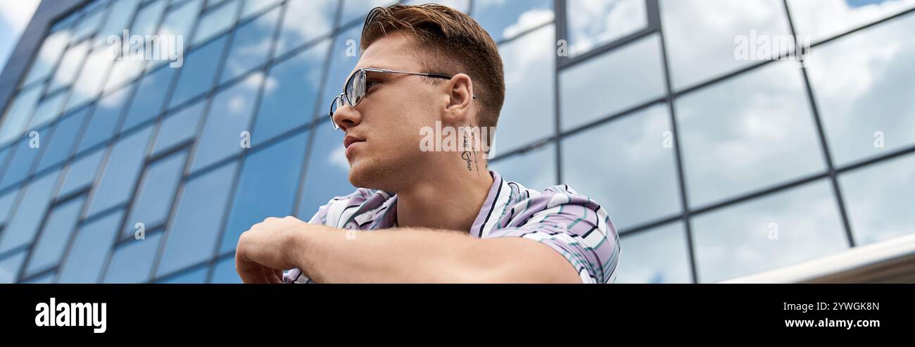 Young contemporary active man hi-res stock photography and images - Alamy