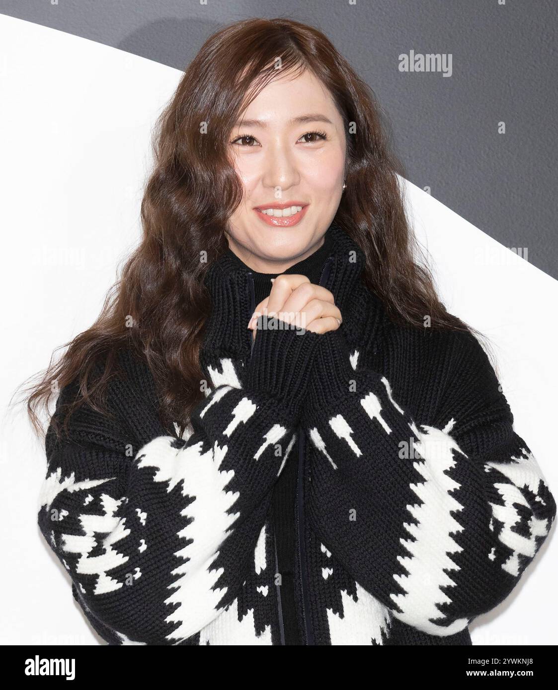 seoul-south-korea-11th-dec-2024-south-korean-american-singer-and