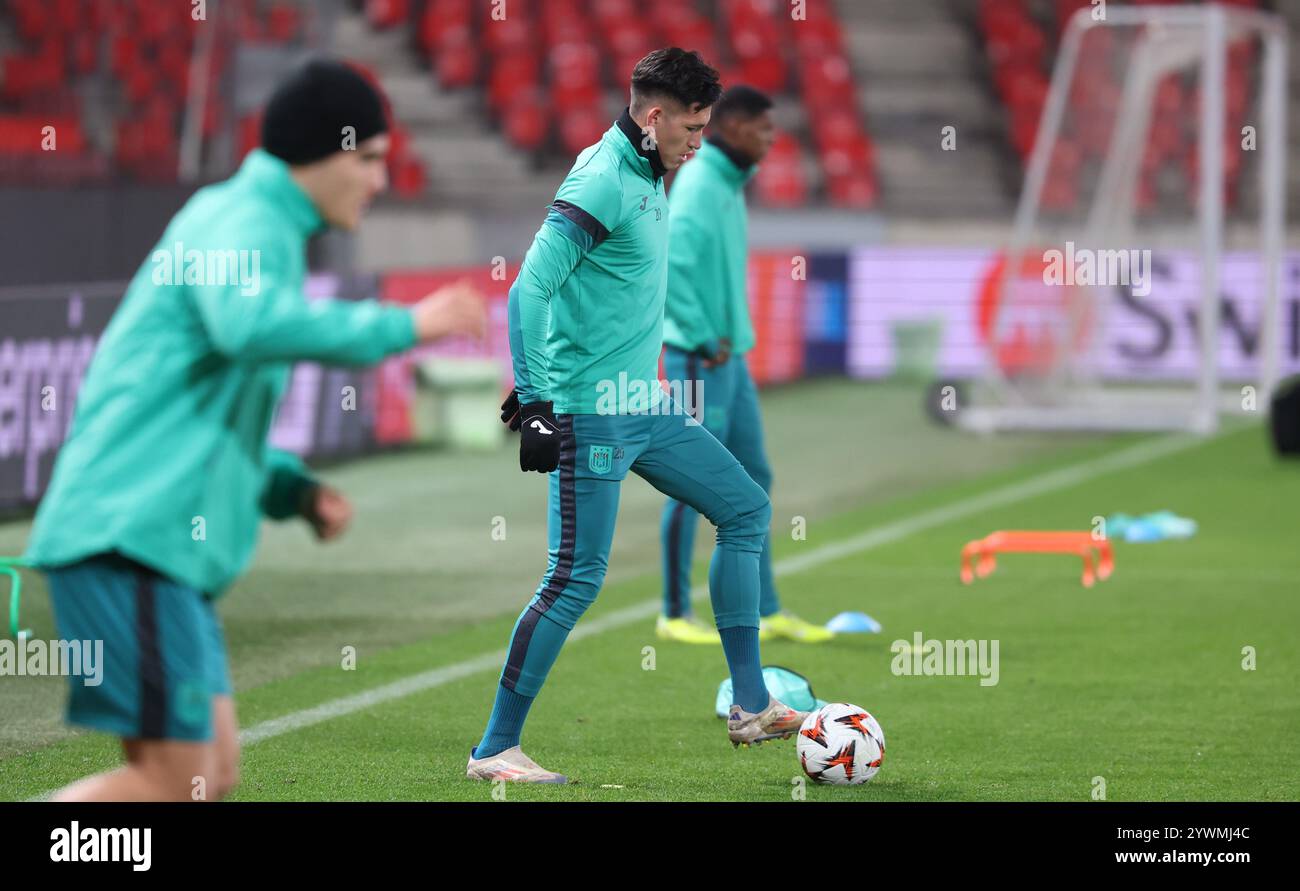 Prague, Czech Republic. 11th Dec, 2024. Anderlecht's Luis Vazquez pictured during a training session of Belgian soccer team RSC Anderlecht, Wednesday 11 December 2024 in Prague, Czech Republic. Tomorrow, Anderlecht will play Czech Slavia Praha on day 6/8 of the group stage of the UEFA Europa League tournament. BELGA PHOTO VIRGINIE LEFOUR Credit: Belga News Agency/Alamy Live News Stock Photo