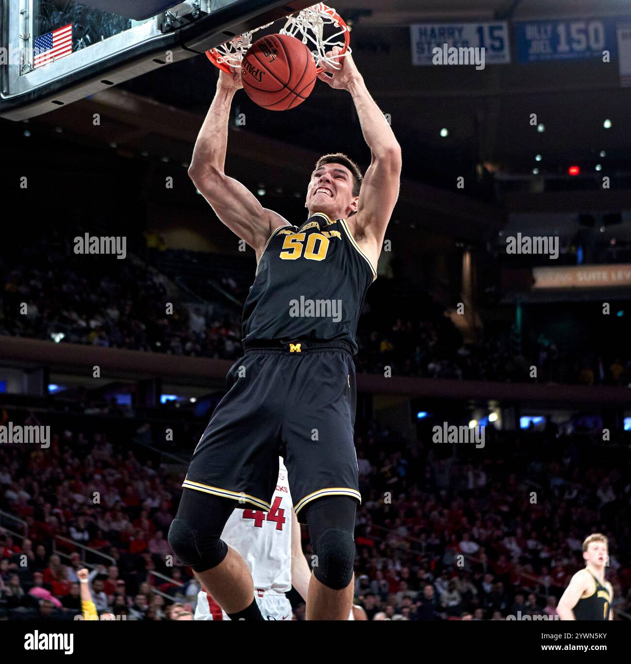 Arkansas razorbacks mens basketball hi-res stock photography and images ...