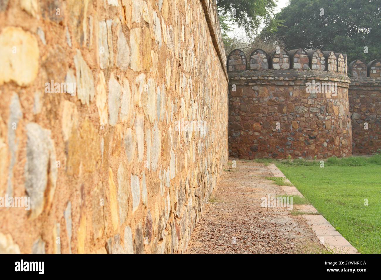 Humayuns tomb new delhi india hi-res stock photography and images - Alamy