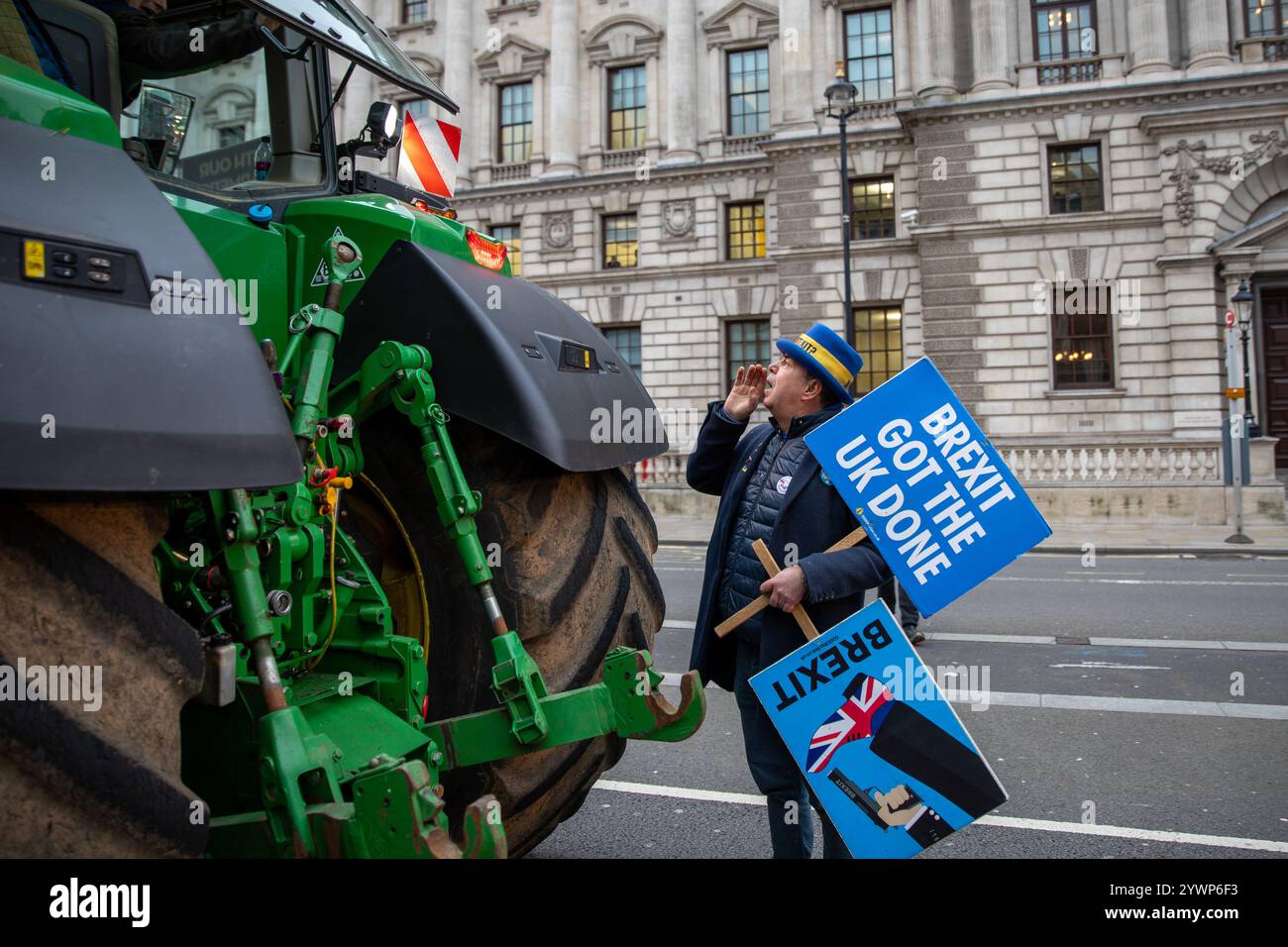 Second farmer hi-res stock photography and images - Page 6 - Alamy