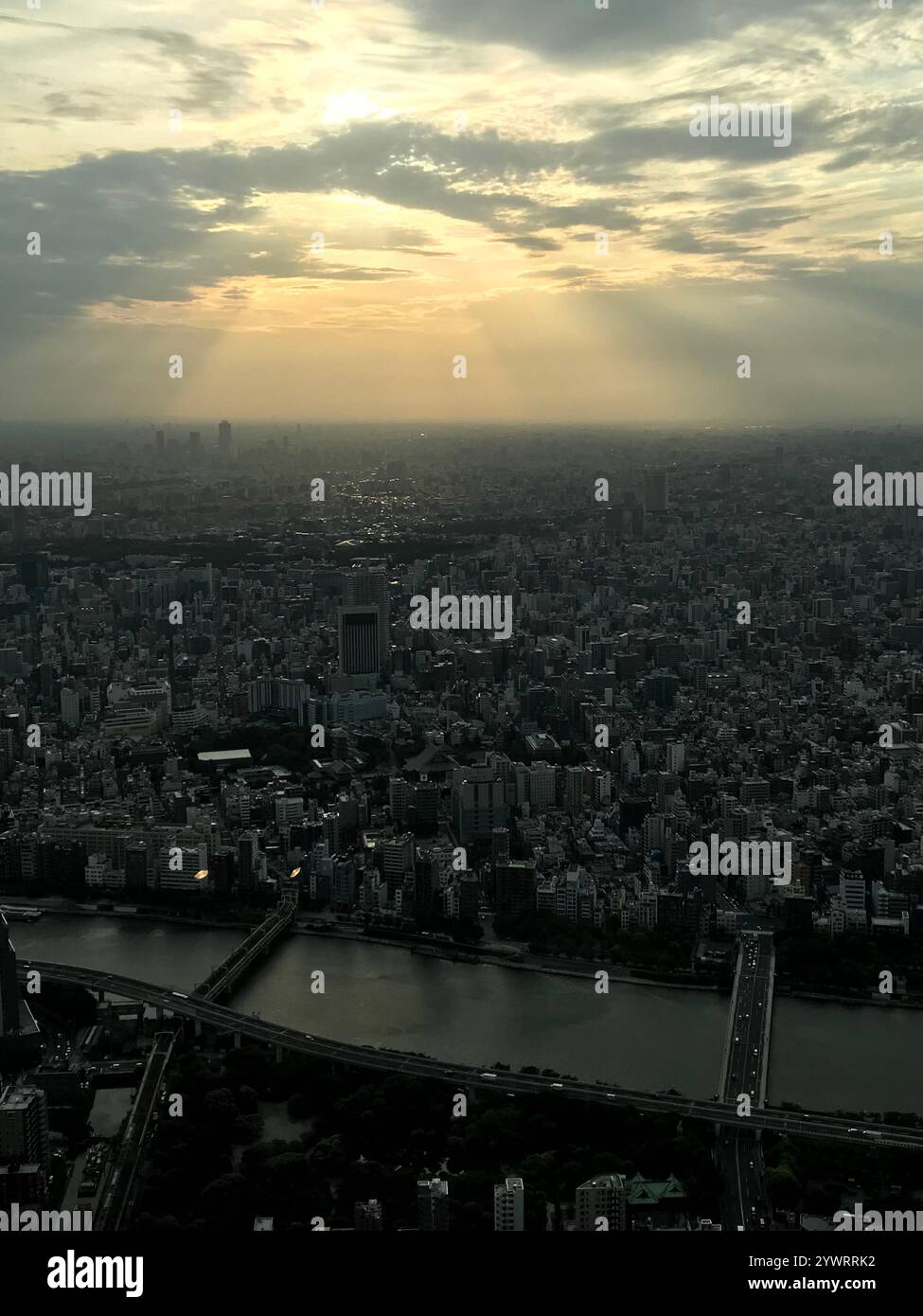 Close up view of tokyo skytree hi-res stock photography and Close up view of tokyo skytree hi-res stock photography and