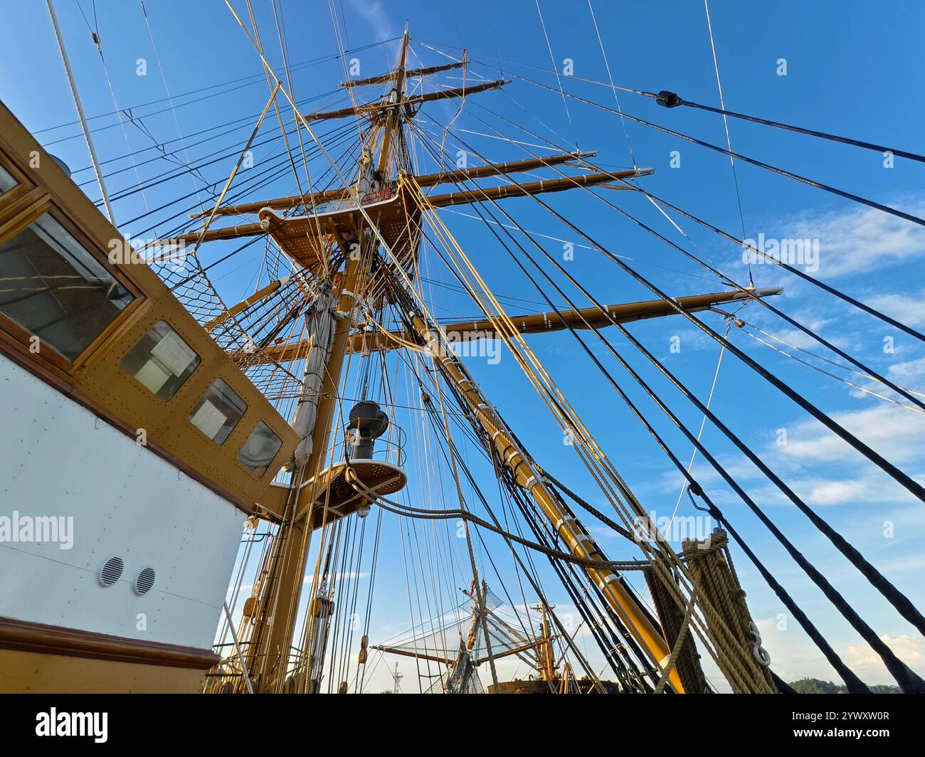 Ropes stretched across the masts of an old ship Stock Photo - Alamy