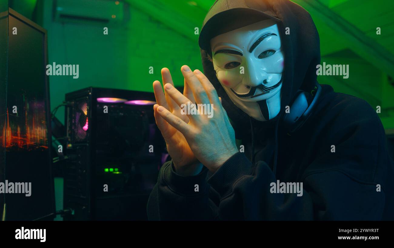 Cyber attack unrecognizable hooded hi-res stock photography and images ...