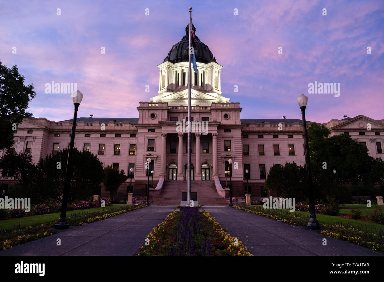 Full view of the South Dakota state capitol building in Pierre Stock Photo