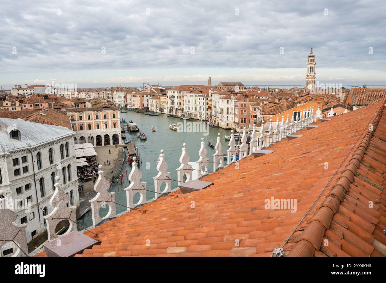 Rooftop urban panoramic view city hi-res stock photography and images ...