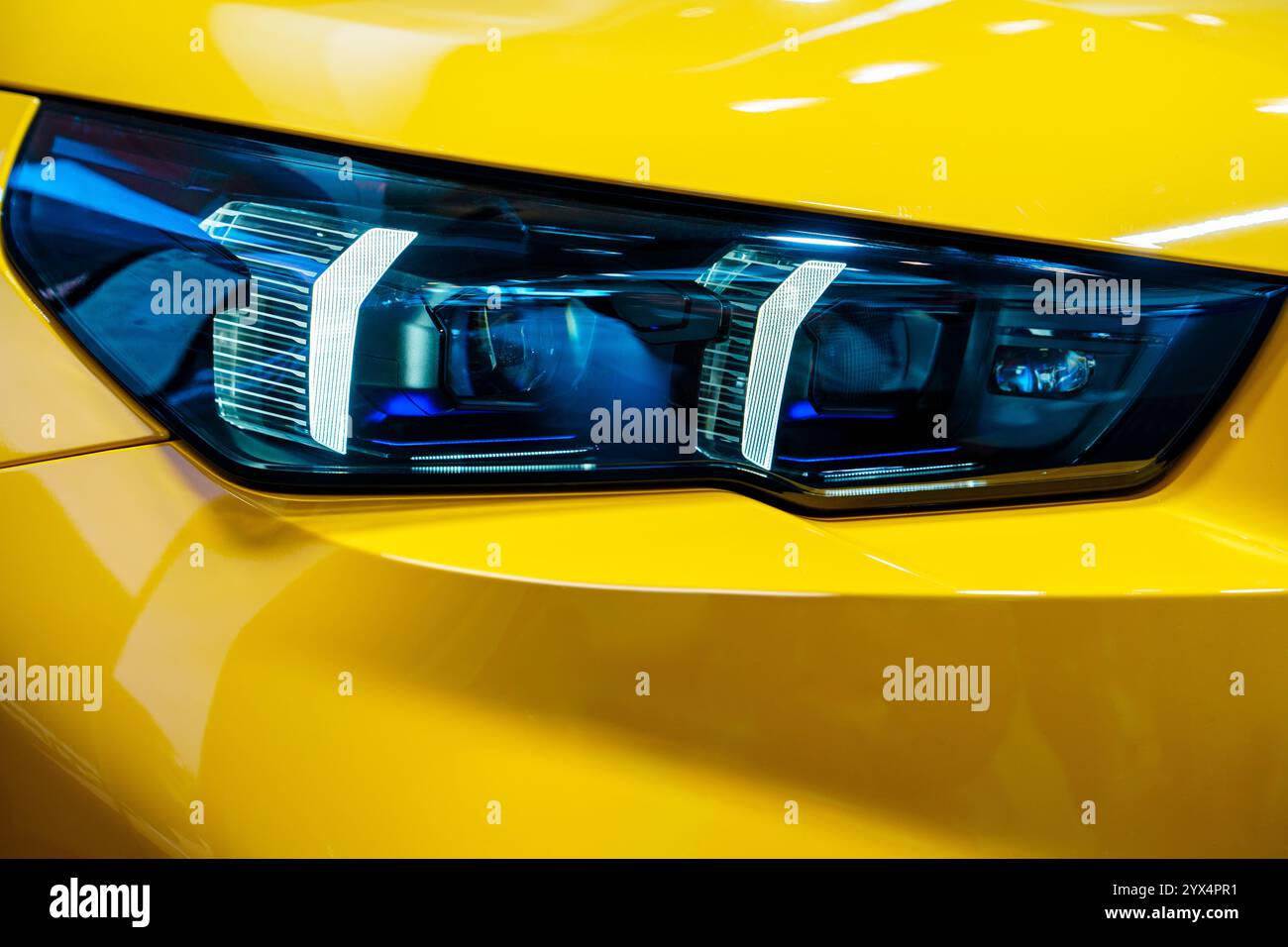 Stunning headlights hi-res stock photography and images - Alamy
