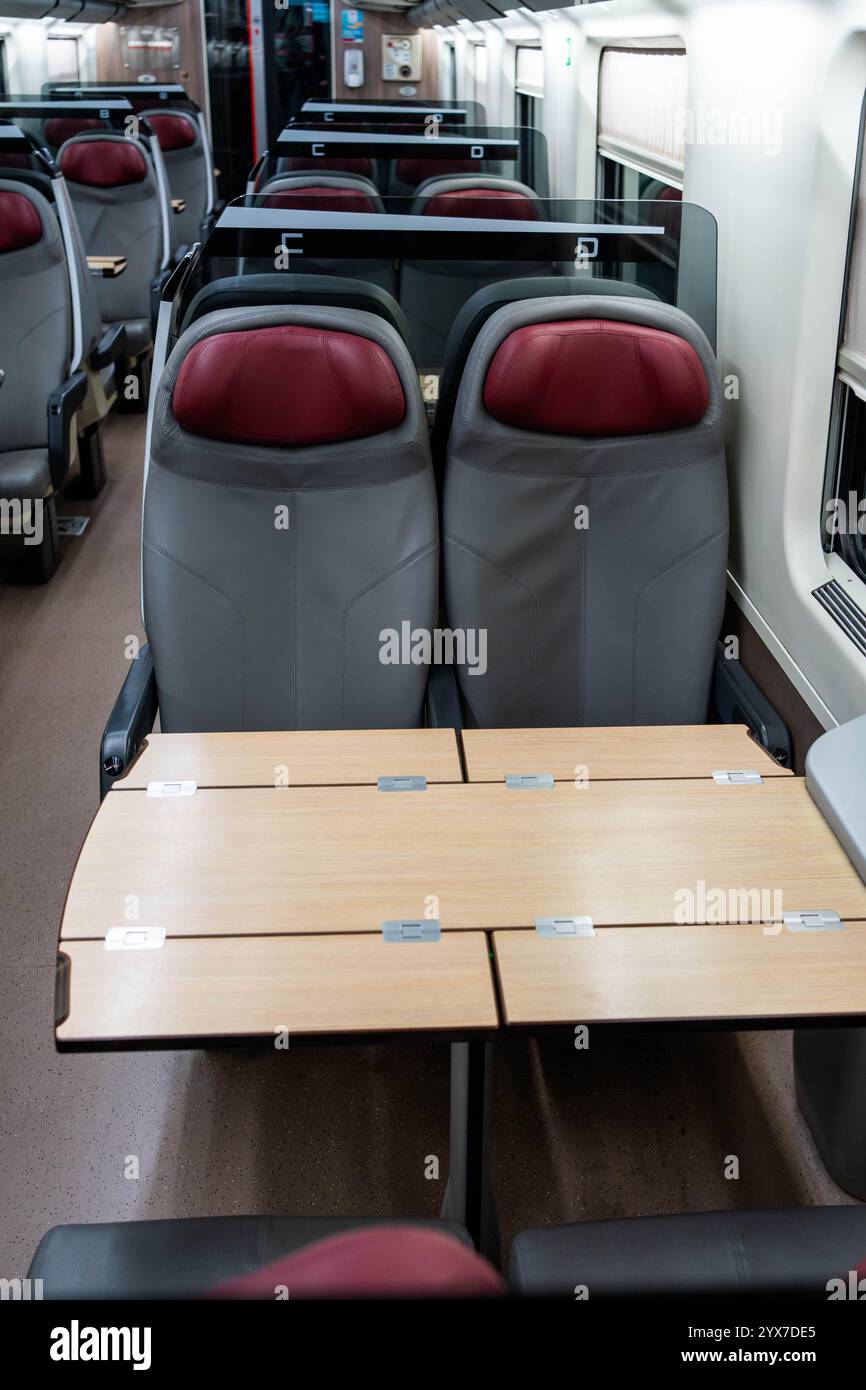 Train seats table hi-res stock photography and images - Alamy