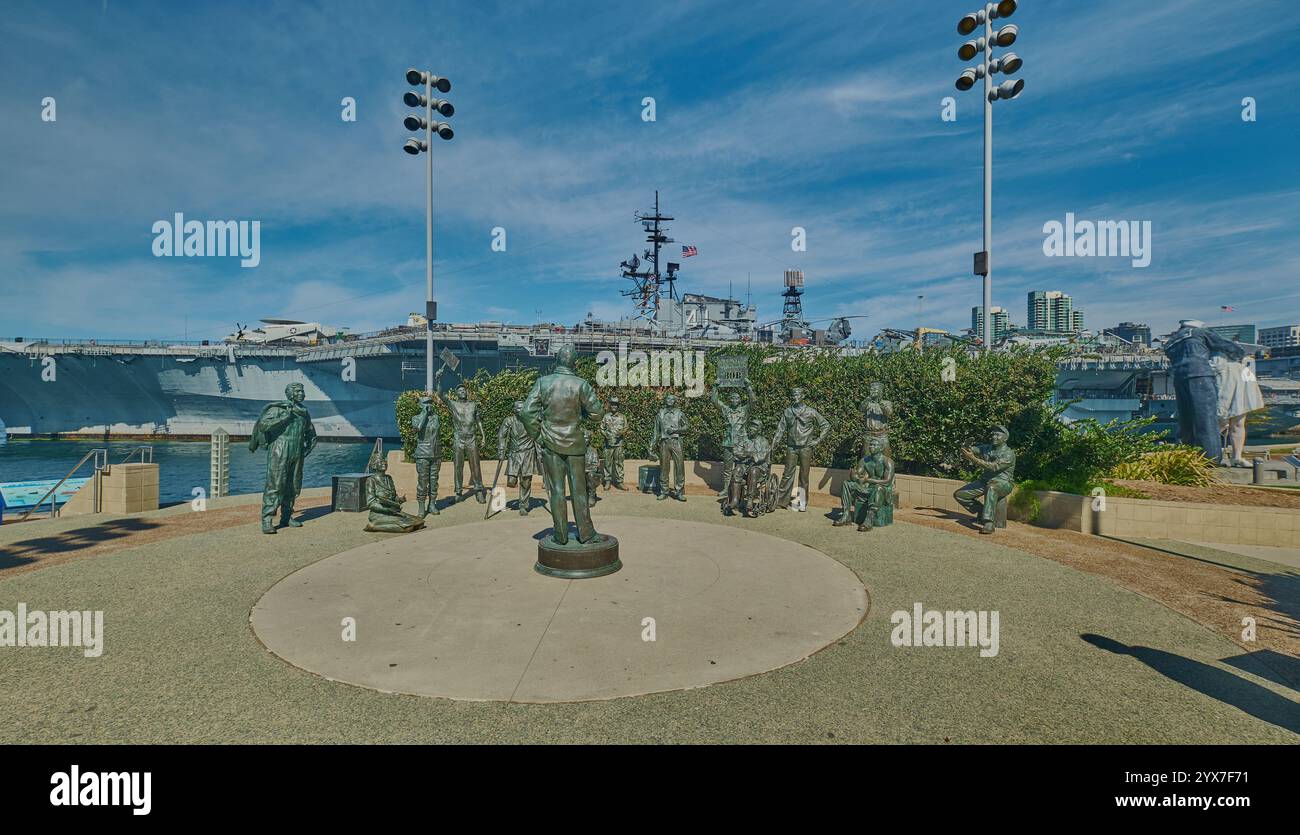 The USS Midway Museum and Unconditional Surrender Statue (sculpture) in ...