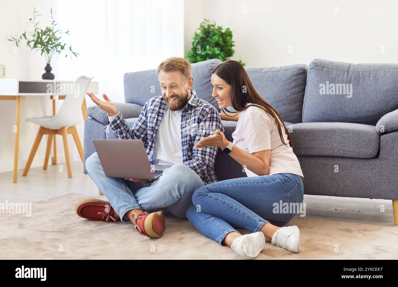 Happy married couple digital hi-res stock photography and images - Alamy