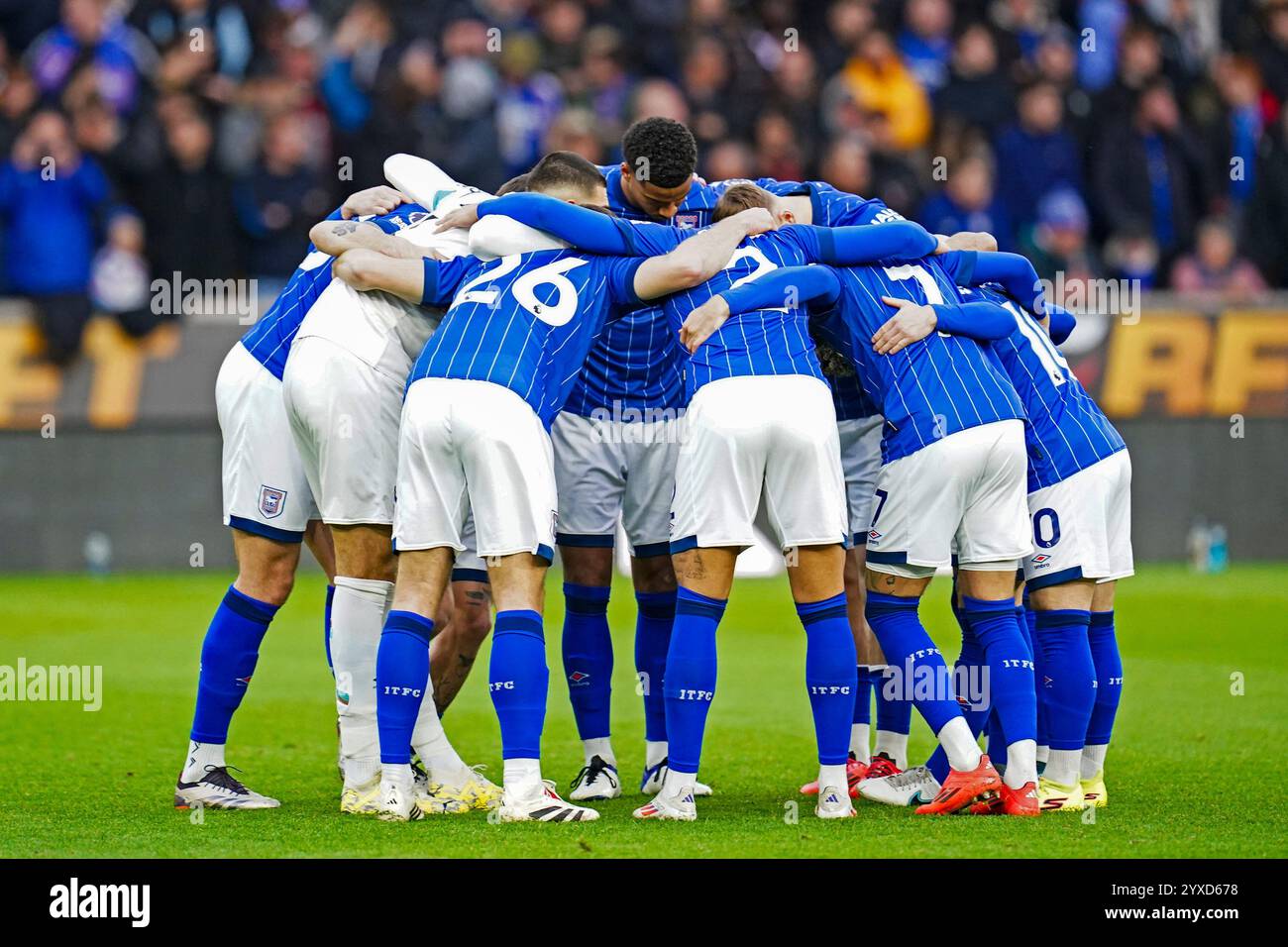 Wolverhampton Squad England squad huddle hi-res stock photography and images - Alamy