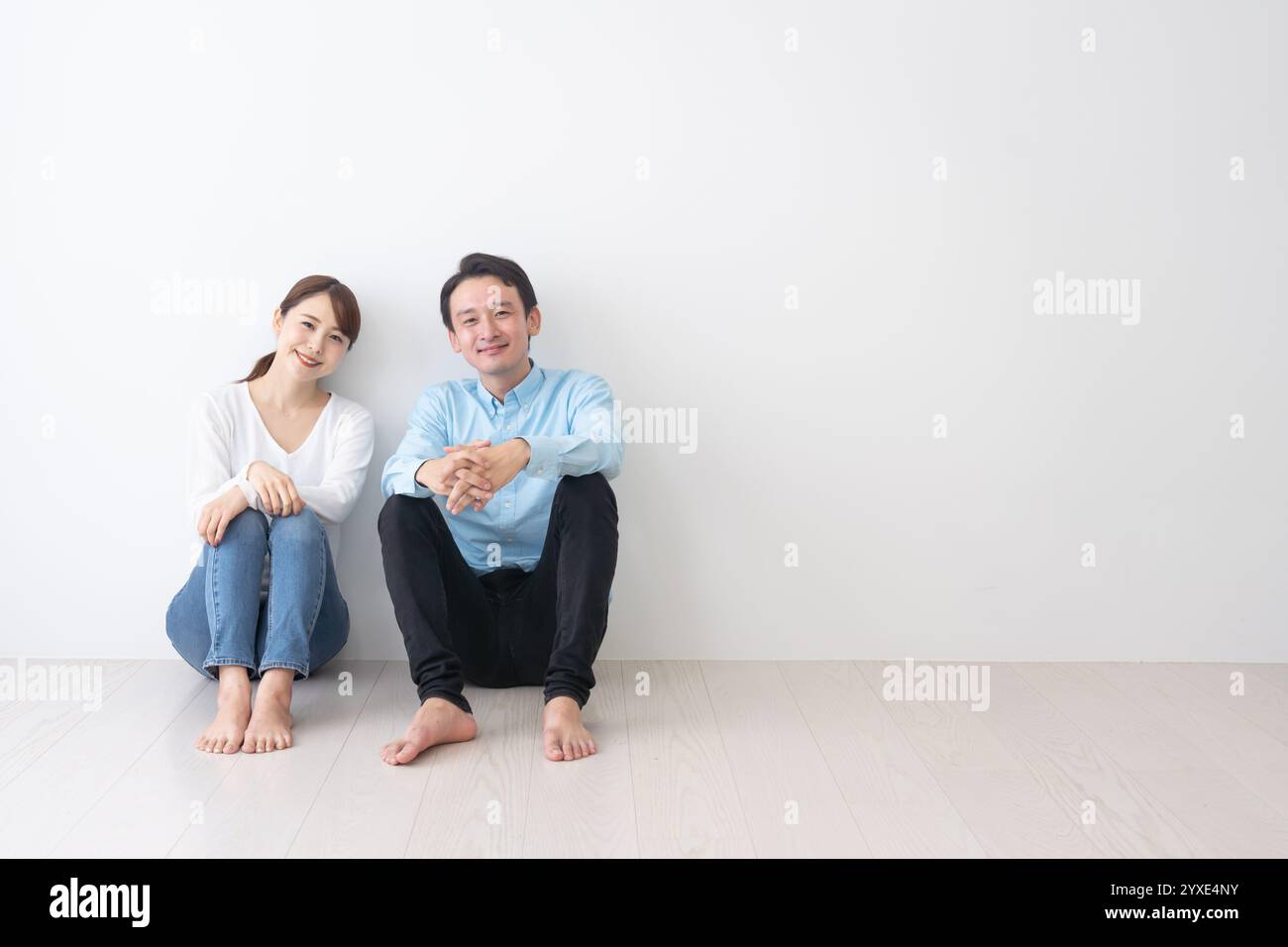 Two people japanese man woman hi-res stock photography and images - Alamy