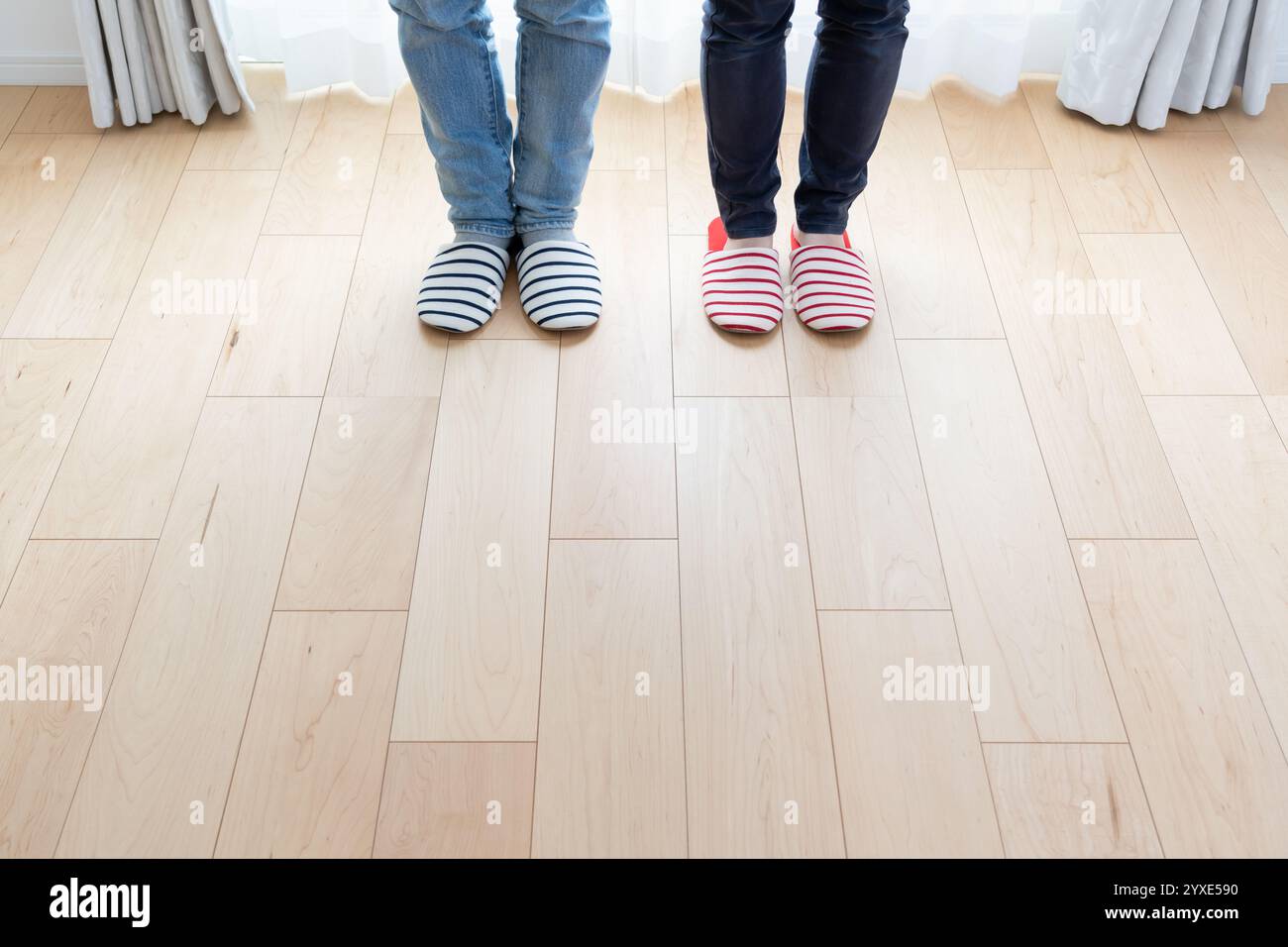Two people japanese man woman hi-res stock photography and images - Alamy