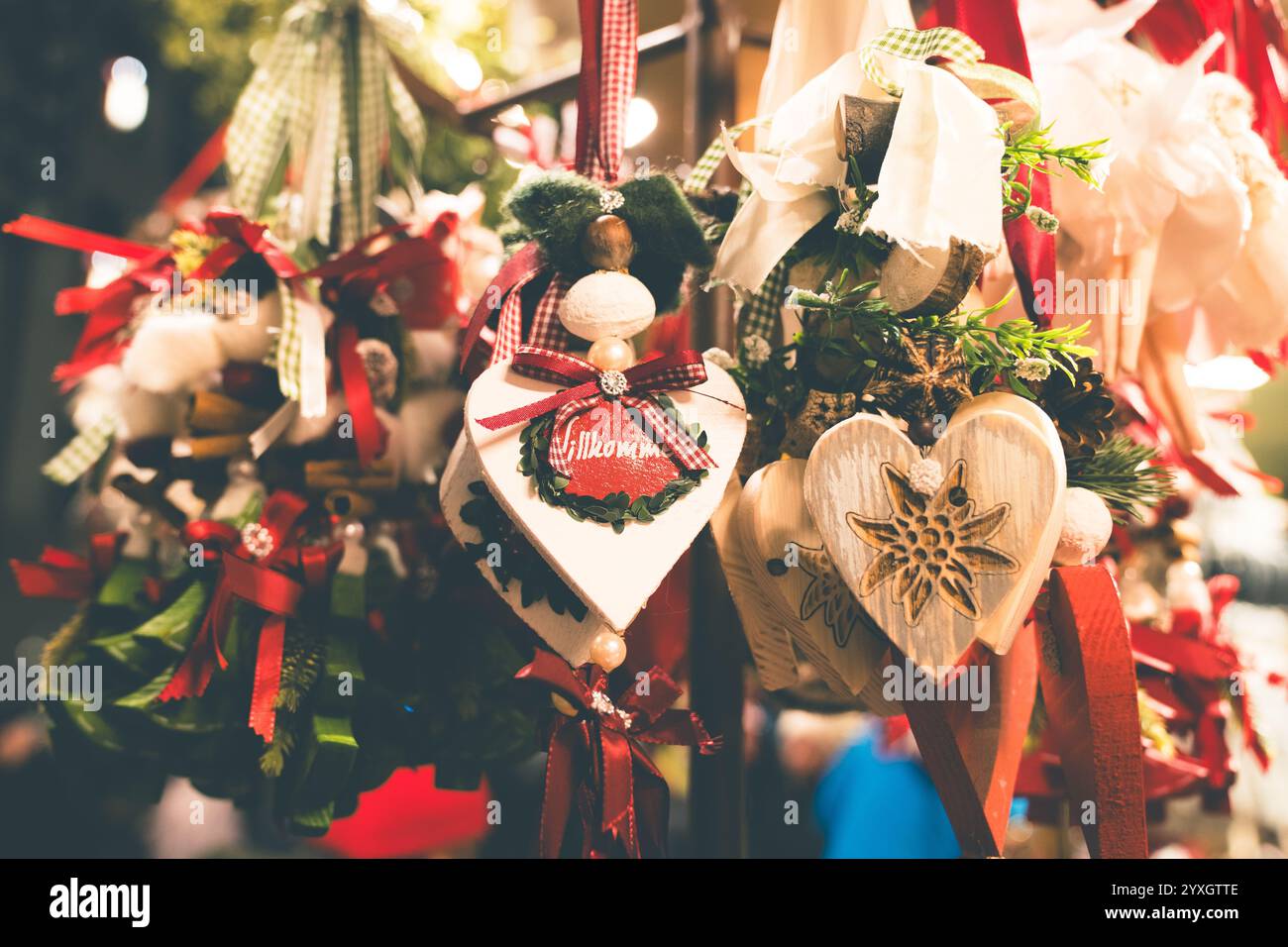 Festive doorknocker Christmas decorations at the Marienplatz Christmas