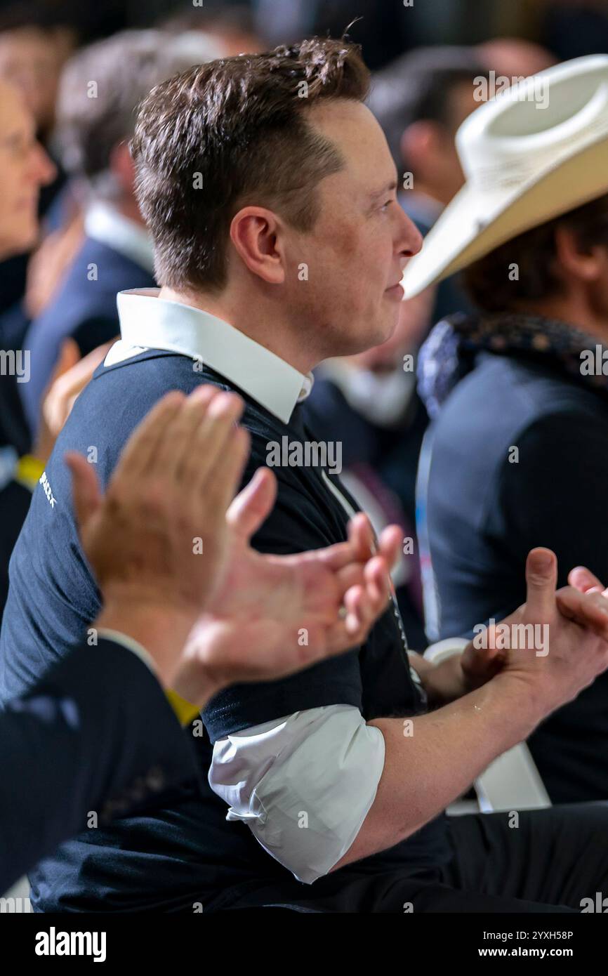 SpaceX CEO and chief engineer Elon Musk at NASA's Kennedy Space Center in Cape Canaveral, Florida, on May 30, 2020, for the historic launch of the SpaceX Falcon 9 rocket with manned Crew Dragon spacecraft en route to the International Space Station. (USA) Stock Photo