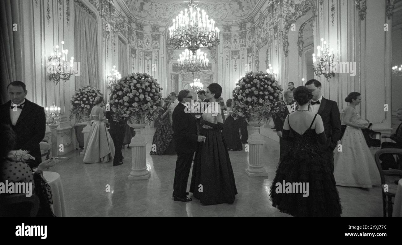 MARIA, center from left Haluk Bilginer as Aristotle Onassis, Angelina