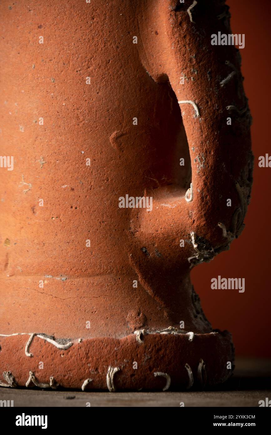 Broken Vase At Museum Hi res Stock Photography And Images Alamy Broken Vase At Museum Hi res Stock Photography And Images Alamy