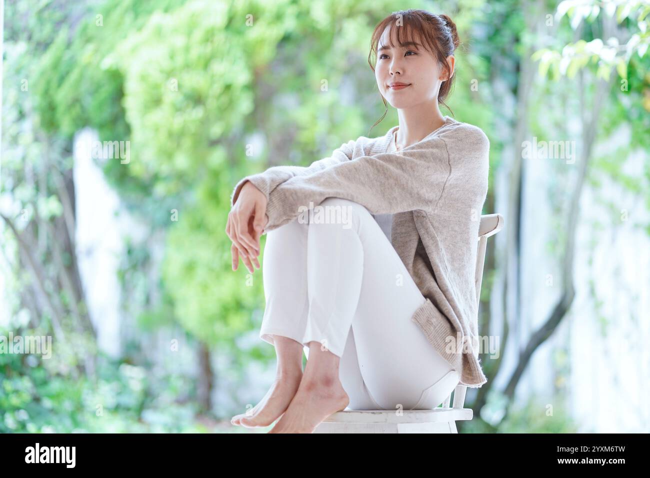 Japanese sit hi-res stock photography and images - Alamy