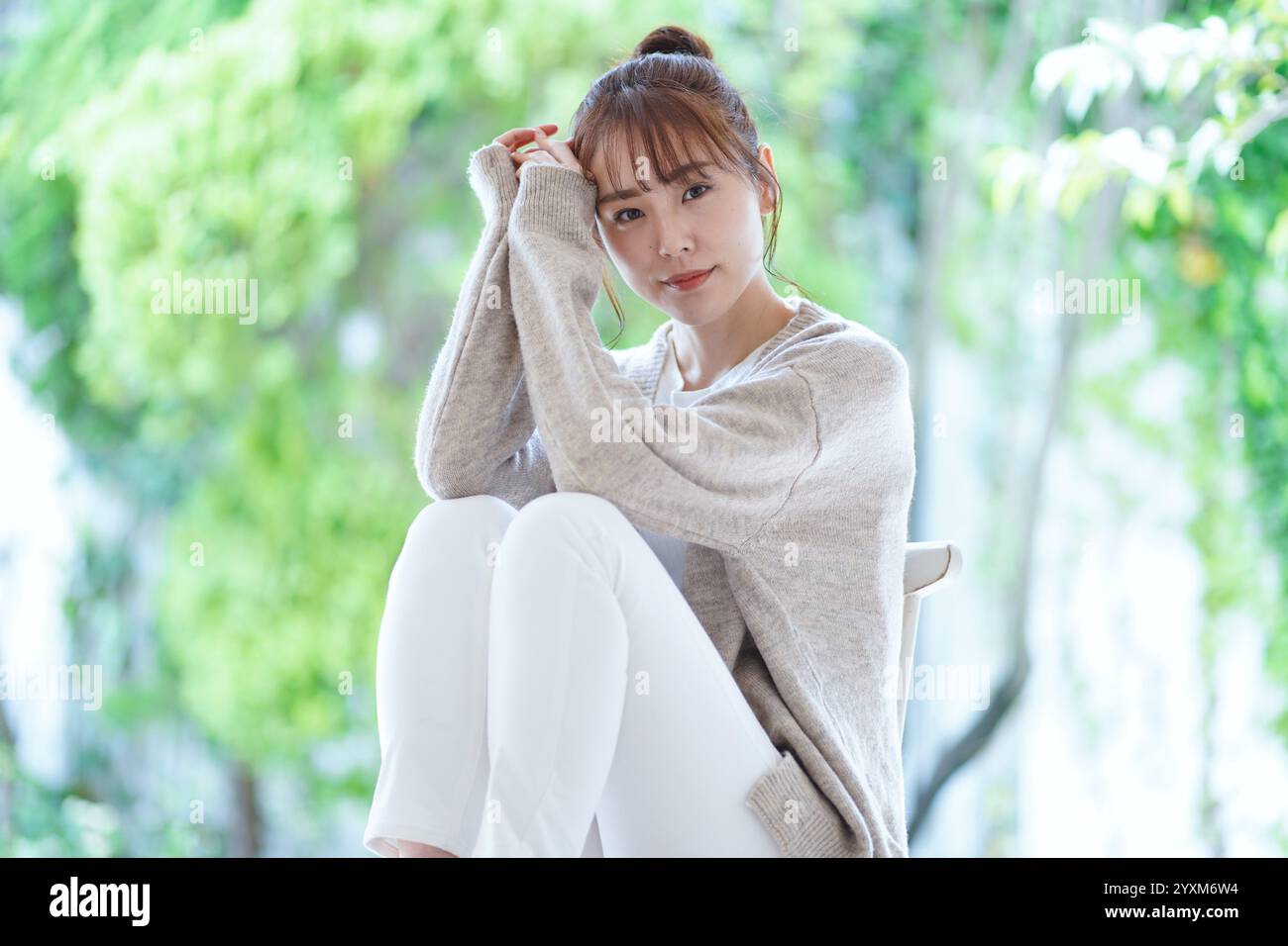 Japanese sit hi-res stock photography and images - Alamy