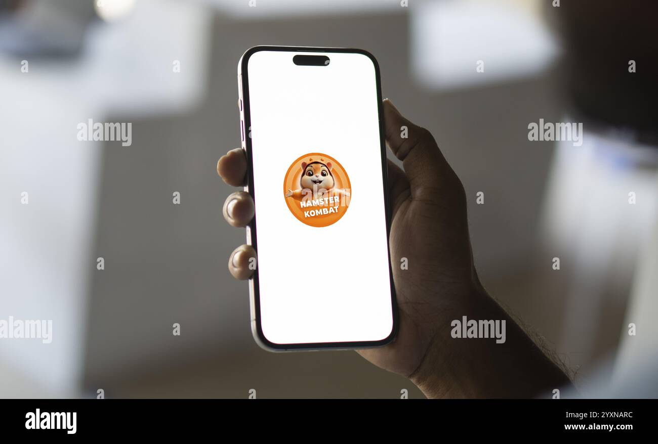 Play to earn crypto game hi-res stock photography and images - Alamy