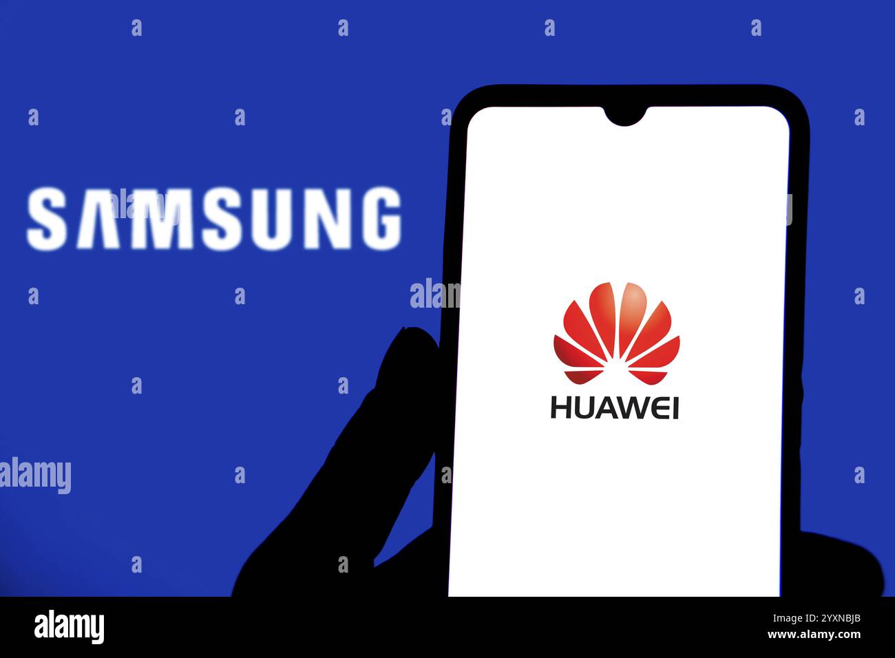 Huawei logo and name hi-res stock photography and images - Alamy