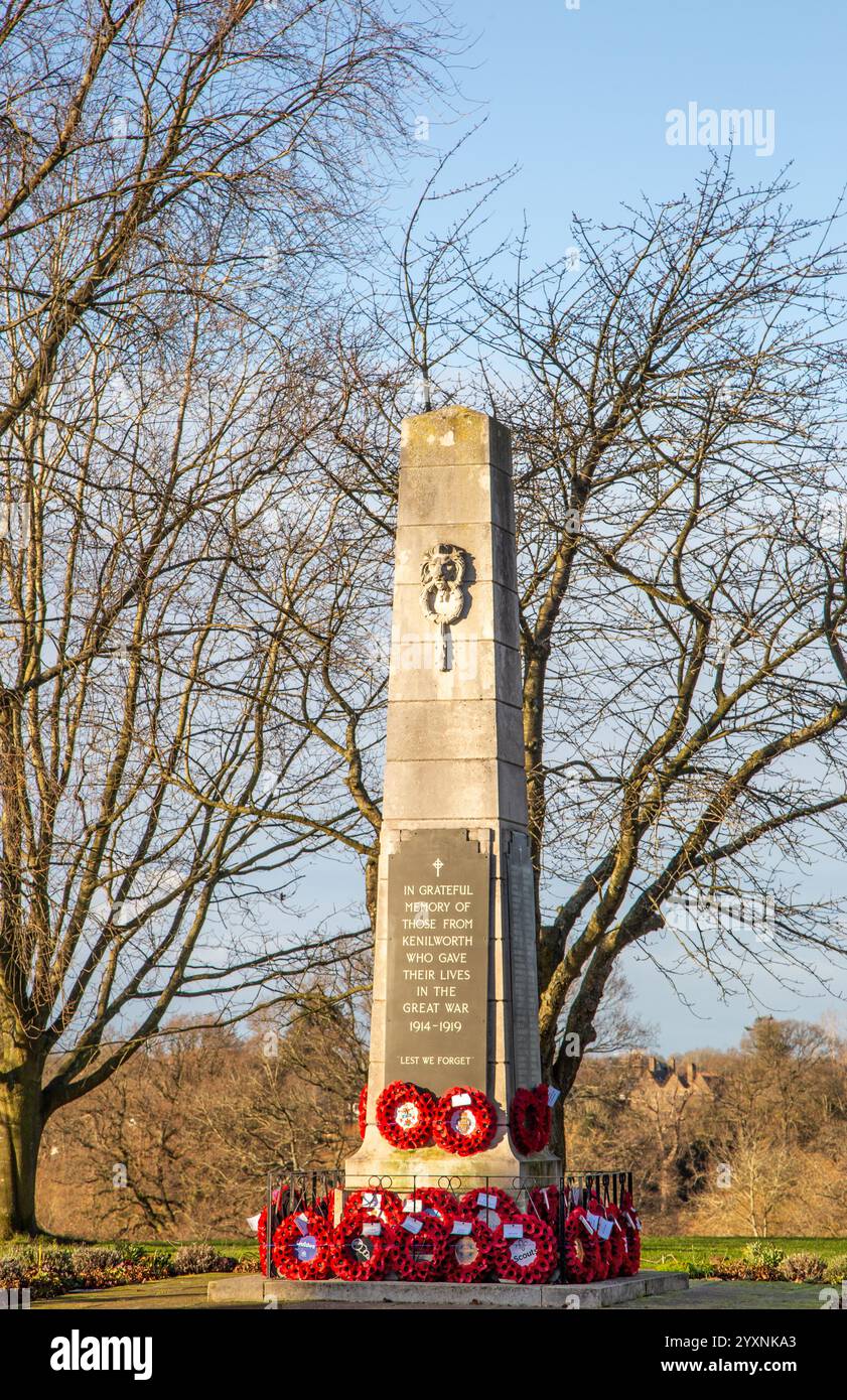 The cenotaph memorial to the dead of two world wars in the Warwickshire town of Kenilworth Stock Photo