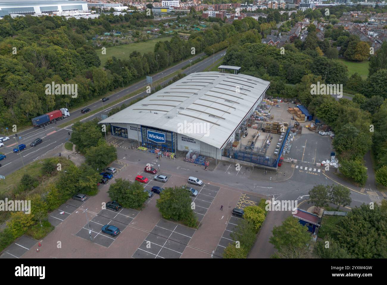 Aerial view of Wickes Basingstoke DIY store in Basingstoke, England, UK. Stock Photo