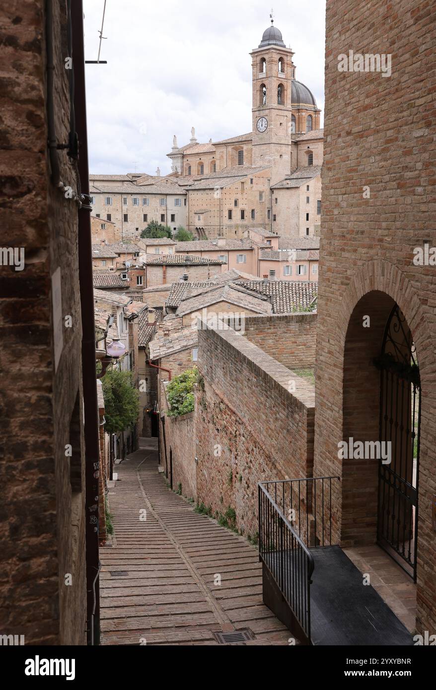 Urbino beautiful medieval town hi-res stock photography and images - Alamy