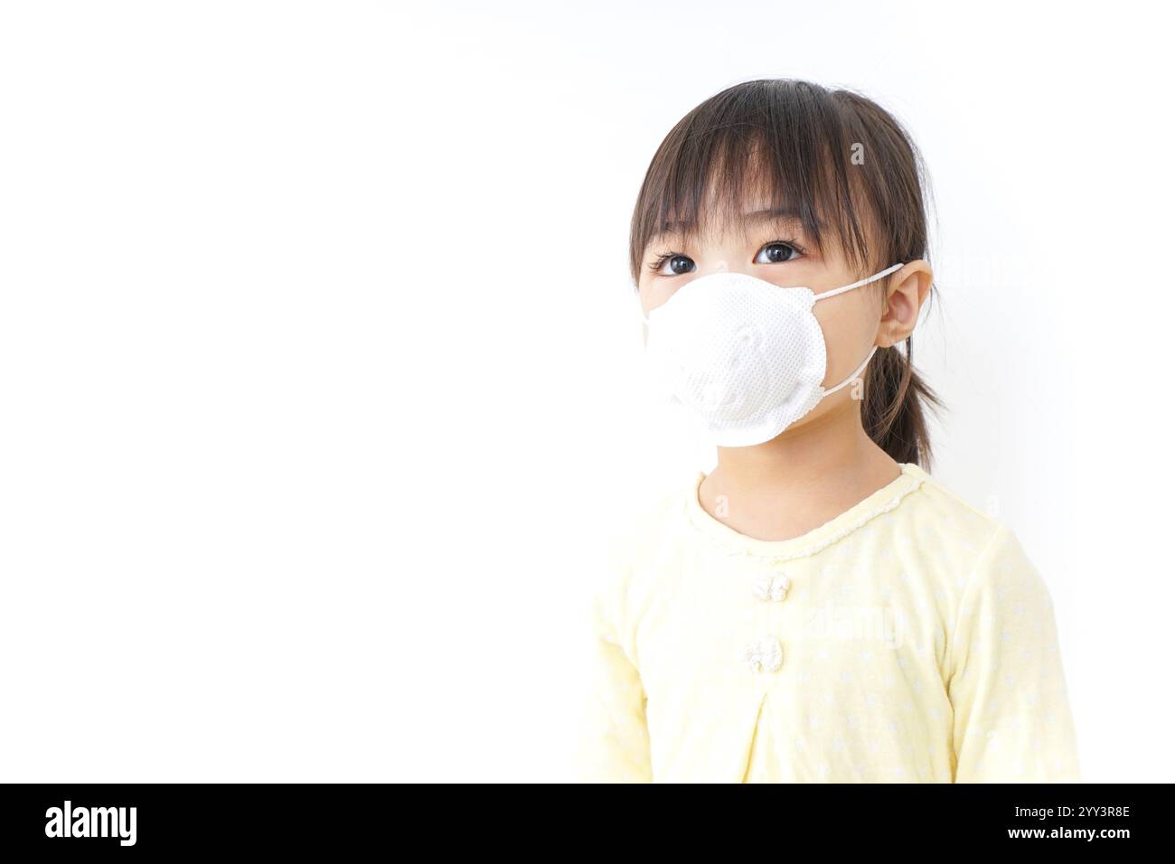 Child mask hospital hi-res stock photography and images - Alamy
