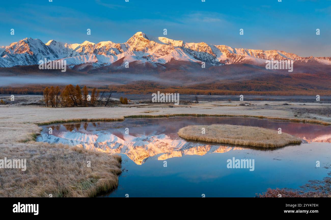 Serene sunrise scene featuring hi-res stock photography and images - Alamy