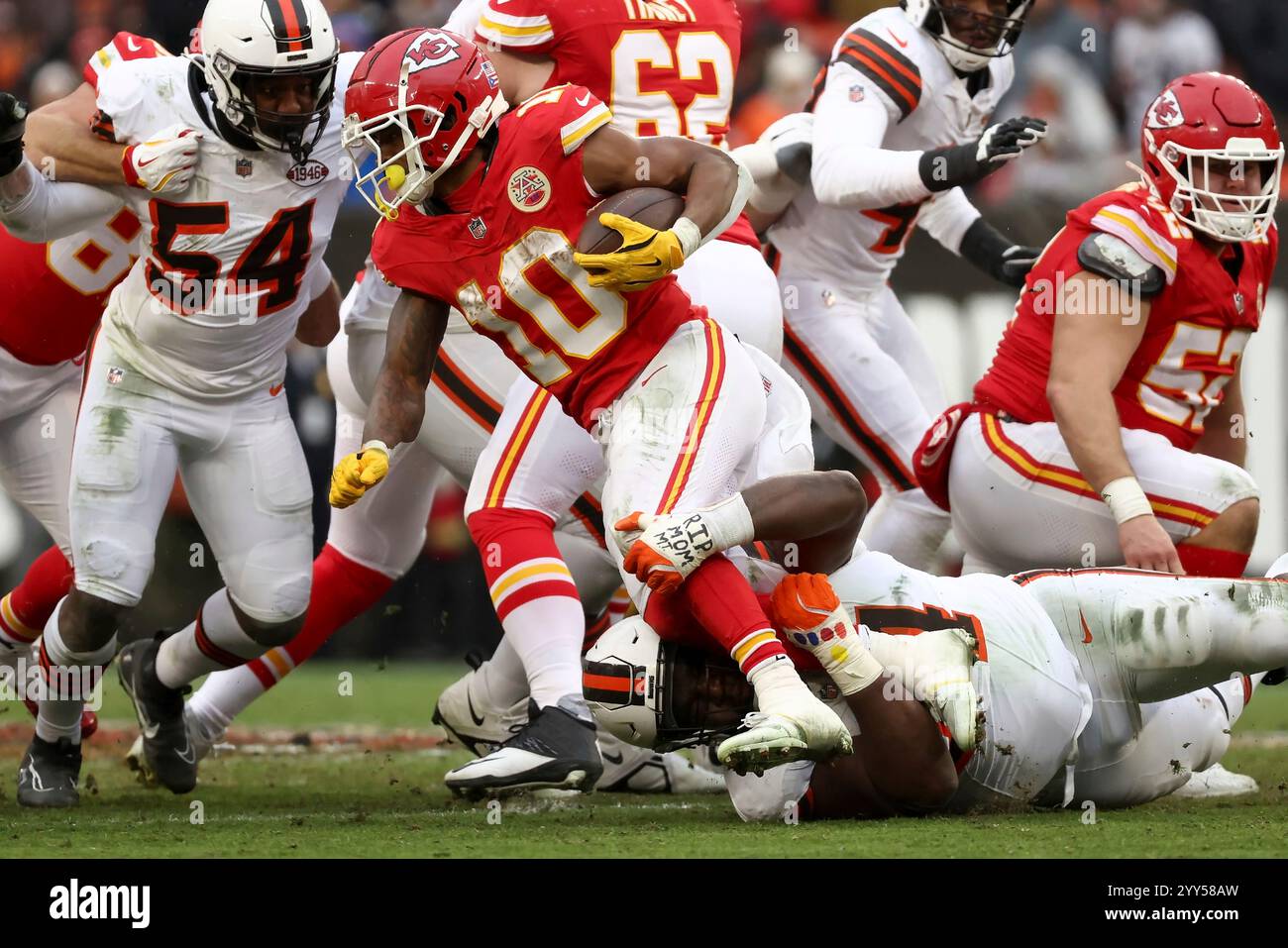 Kansas City Chiefs running back Isiah Pacheco (10) runs with the ball