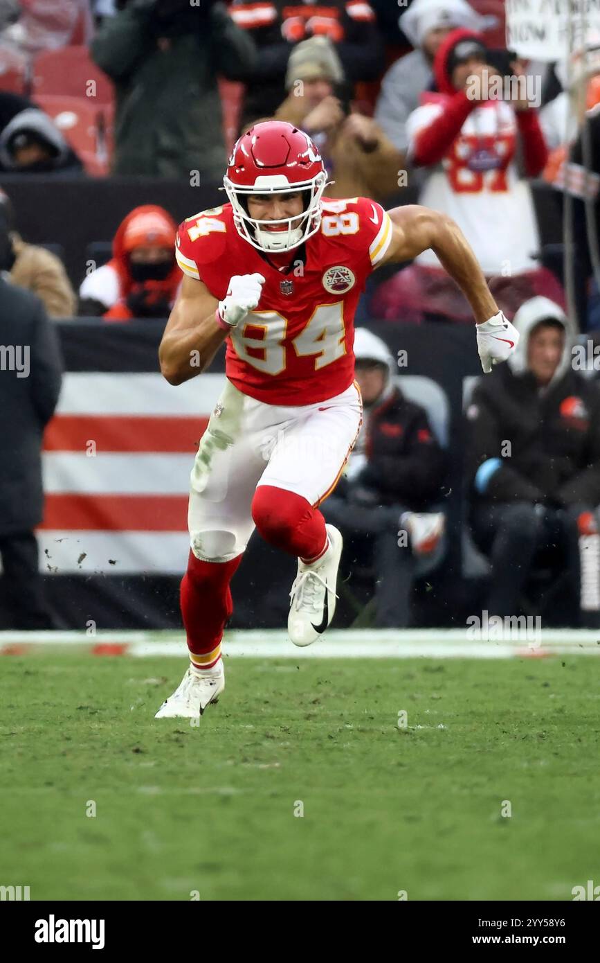 Kansas City Chiefs wide receiver Justin Watson (84) runs up the field