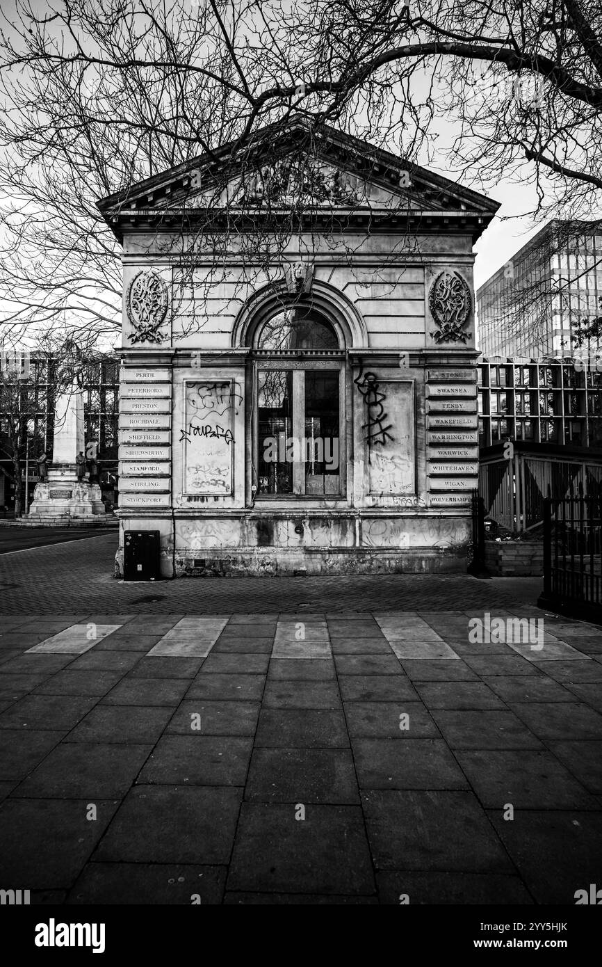 London 19th century railway Black and White Stock Photos & Images - Alamy